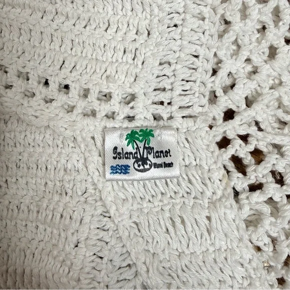 White crochet halter top - Picture 4 of 4